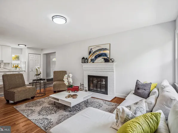 12404 Piscataway Rd, Clinton, MD 20735