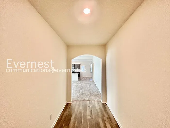 416 Micah Ln — Photo 6