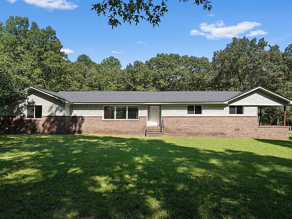 3rd image of 1074 Anderson Rd