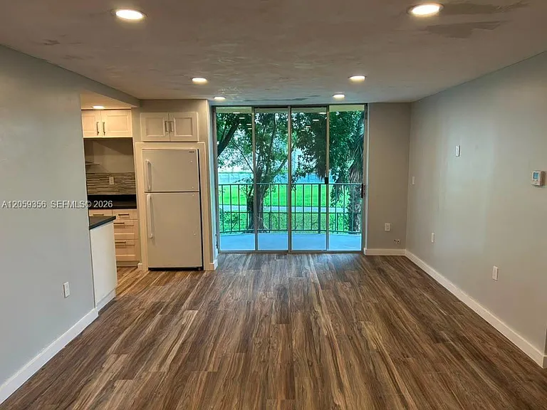 9320 Fontainebleau Blvd #214 — Photo 2