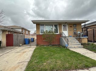 3744 W Hayford St, Chicago, IL 60652