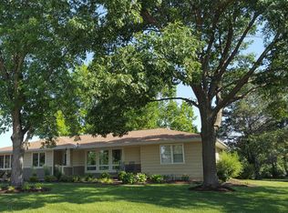 2601 Sumac Dr, Manhattan, KS 66502