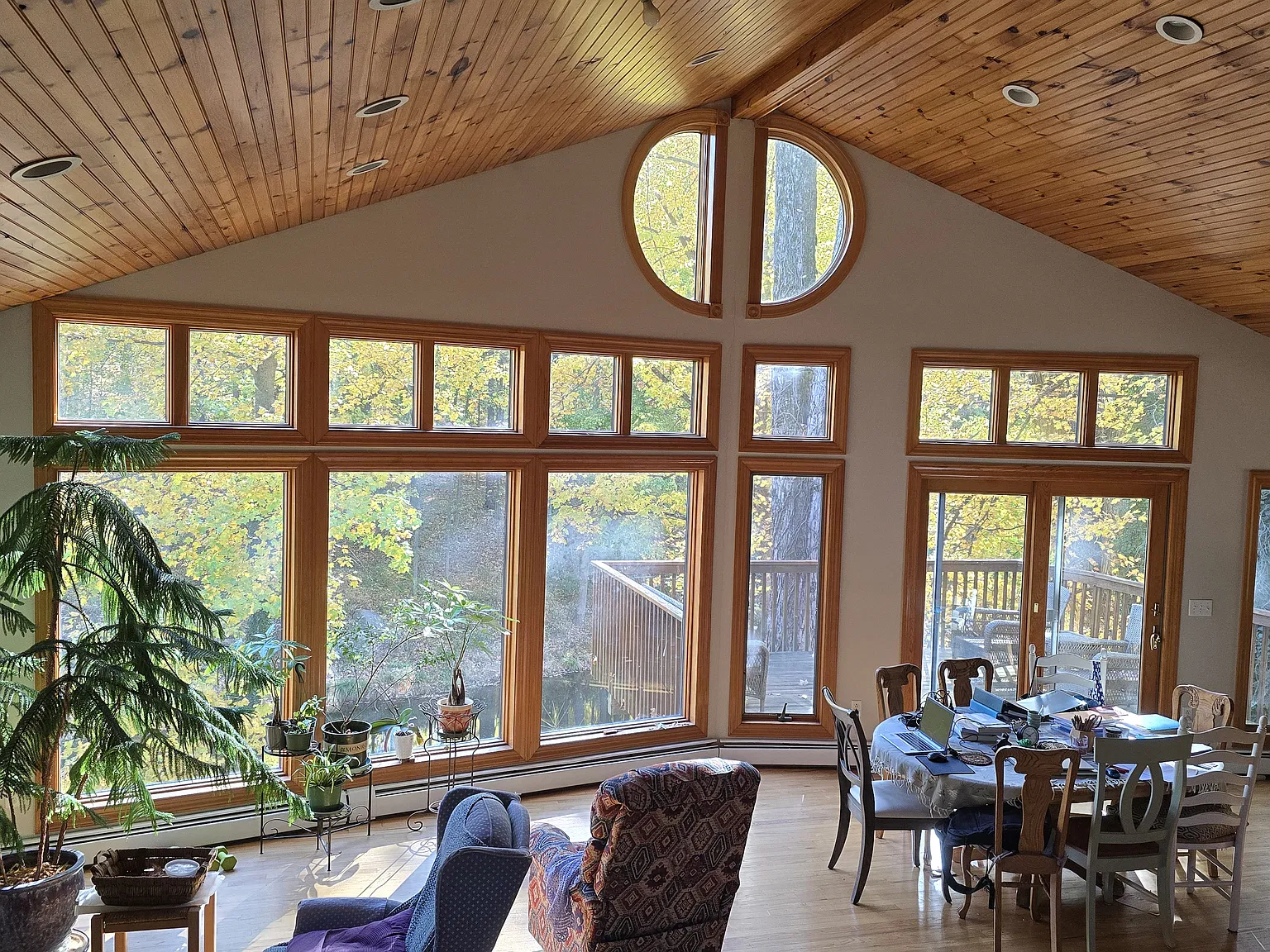 4 bed, 3245 sqft, $1,700 — Photo 4