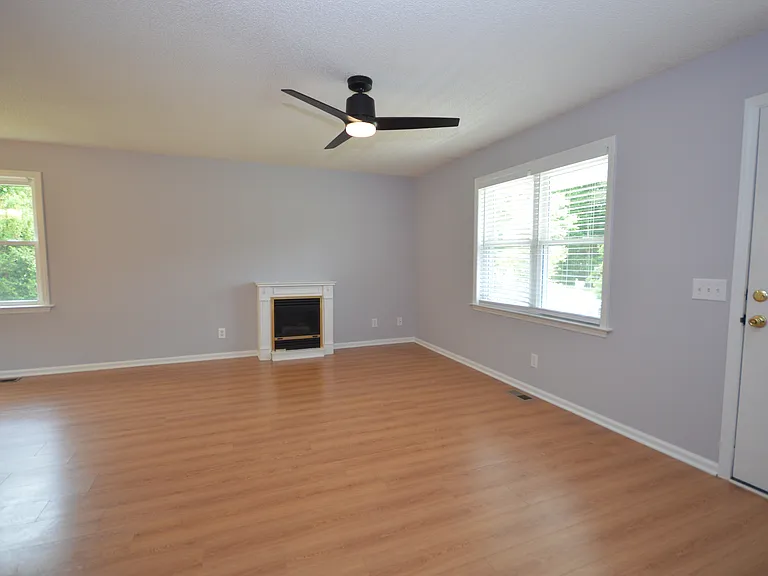 5725 Stone Crystal Dr — Photo 14