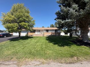 4245 E Wanda St, Ammon, ID 83406
