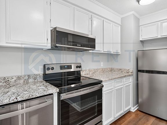 2nd image of 1736-1754 12th St