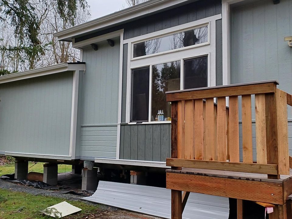 2nd image of 305 17th Ave W #500