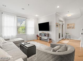 6 Greeley Ter, Long Branch, NJ 07740