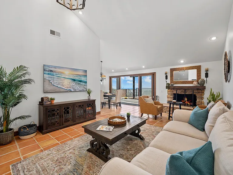 307 Calle Dorado — Photo 10