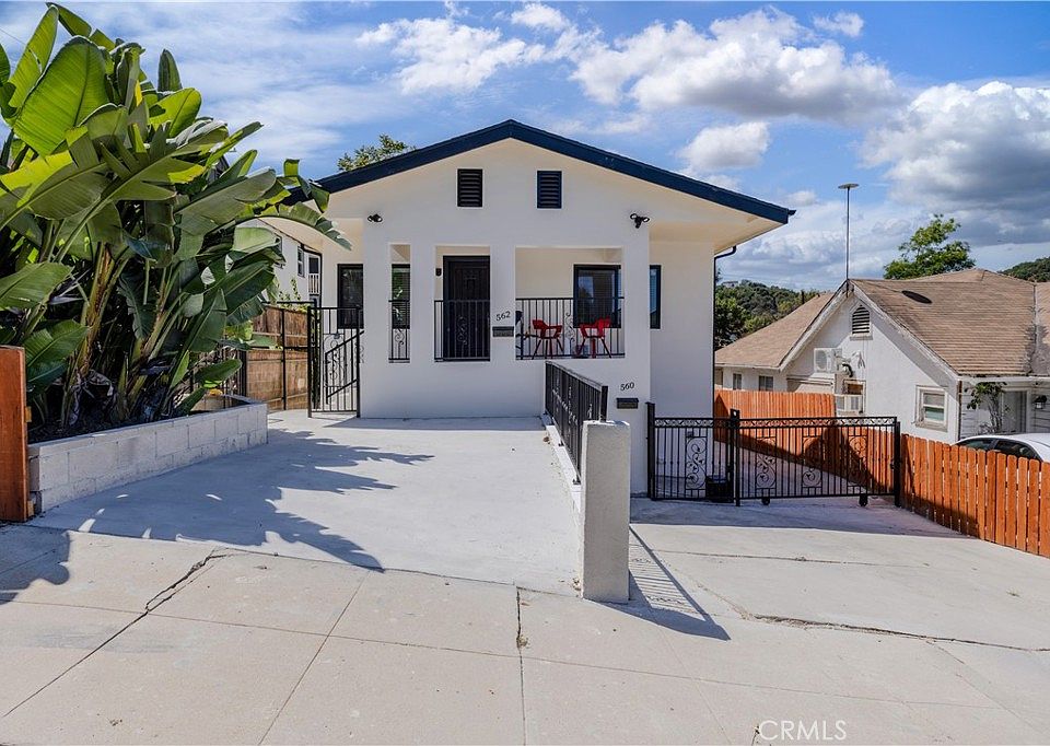 1st image of 560 Coleman Ave