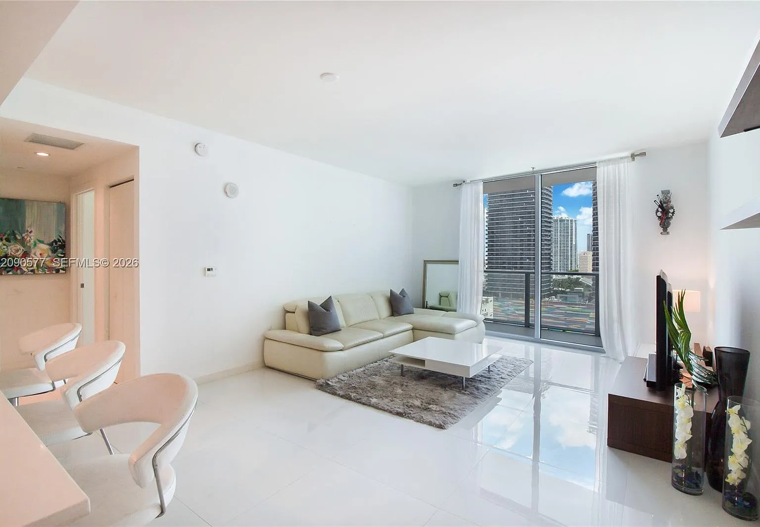 1100 Millecento Residence — Photo 4
