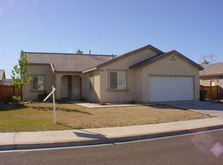 15570 War Arrow St, Victorville, CA 92394