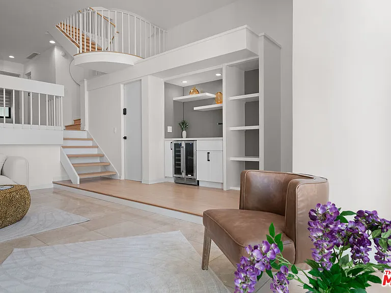 9509 W Olympic Blvd — Photo 11