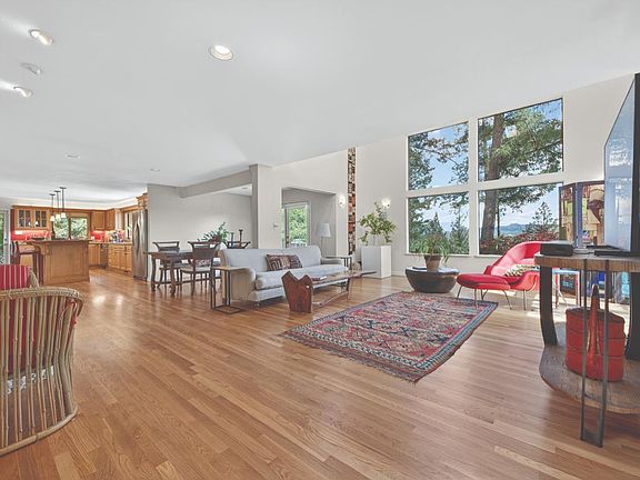 4th image of 1017 Westside Road