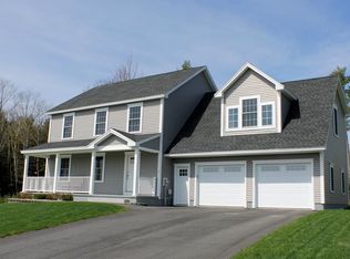 12 Trailside Cir, Saco, ME 04072