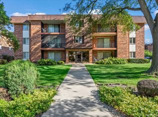 9114 W 140th St #204, Orland Park, IL
