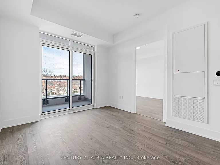 858 Dupont St #318 — Photo 17
