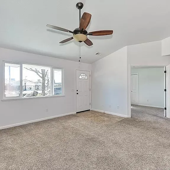 18485 Empire St — Photo 3