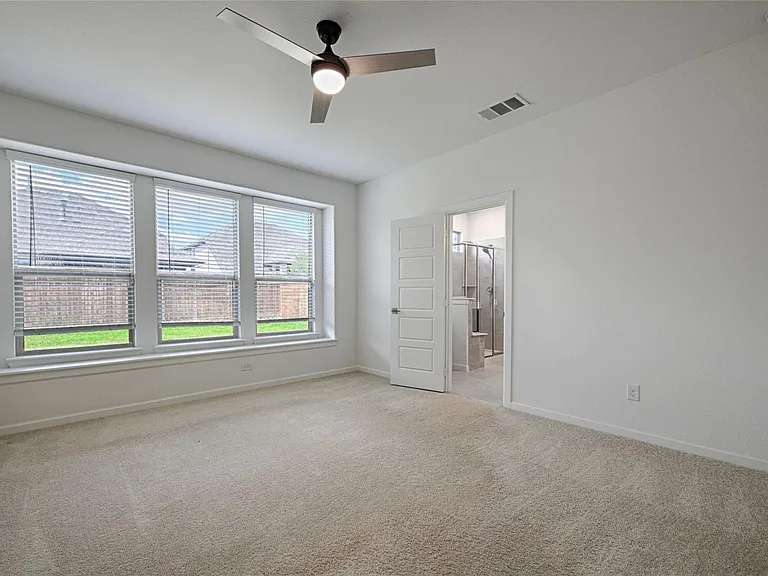 3511 Clara Dr — Photo 15