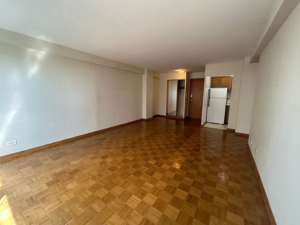 2nd image of 4188 N Marine Dr