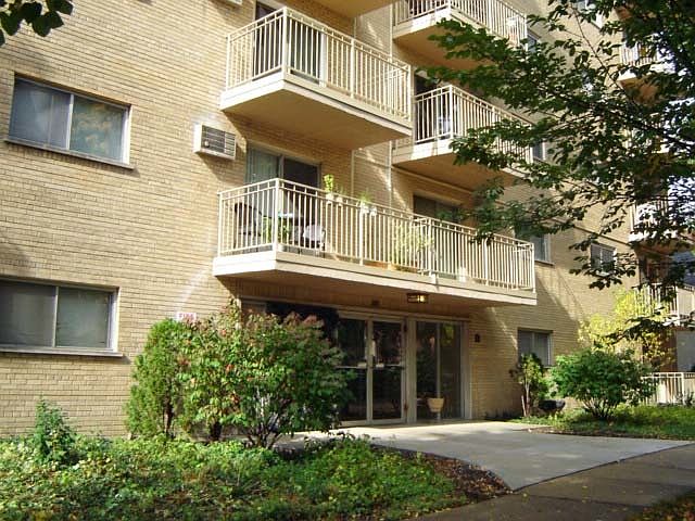 1st image of 115 Marengo Ave APT 303