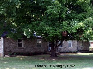 1116 Bagley Dr, Fayetteville, TN 37334