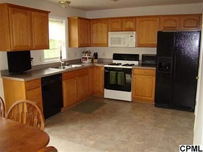 517 Indian Rock - Kitchen