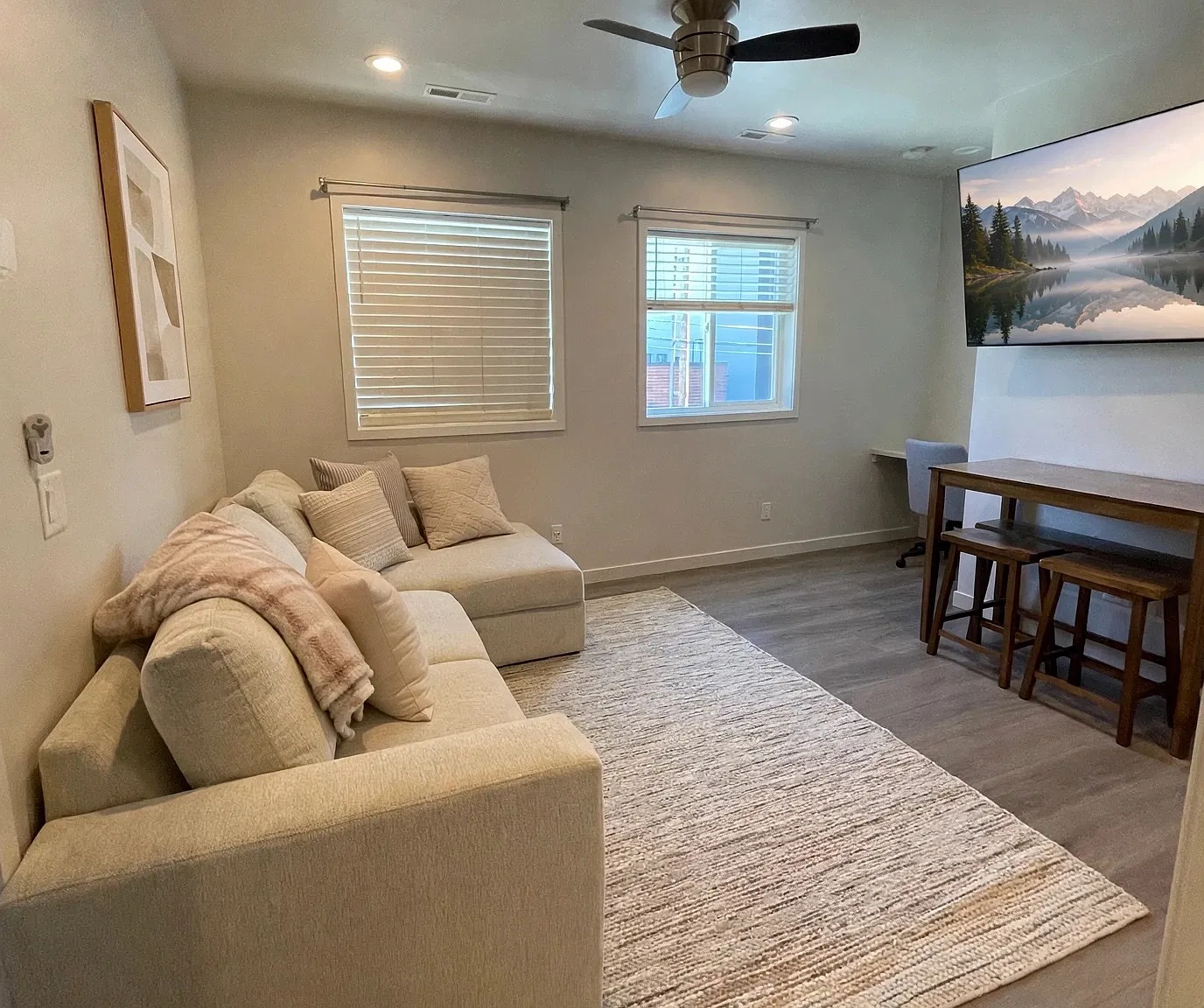 1 bed, 548 sqft, $1,950 — Photo 3