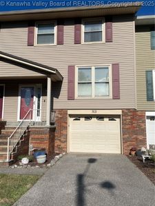 703 Woodland Dr, Nitro, WV, 25143