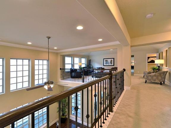 4th image of 330 Skystone Dr