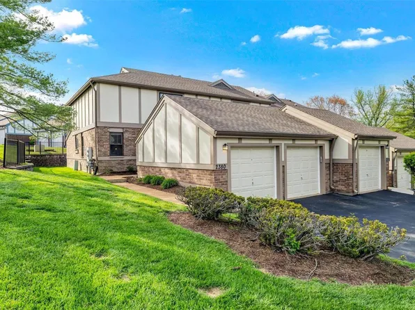 2380 Seven Pines Dr, Saint Louis, MO 63146