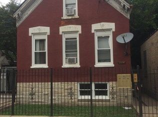 2124 W Shakespeare Ave, Chicago, IL 60647