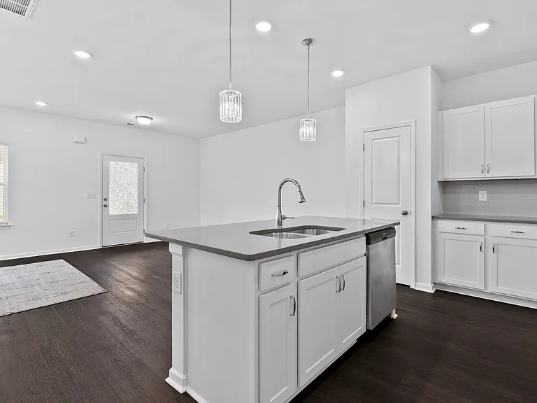350 Canonbury Dr — Photo 24