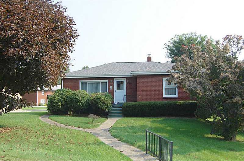 1st image of 527 John Edward Ln