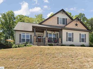 120 Hawkcrest Ct, Travelers Rest, SC 29690
