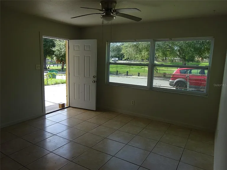 4307 E Osborne Ave — Photo 5