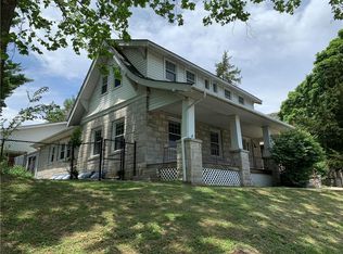 804 Main St, Parkville, MO 64152