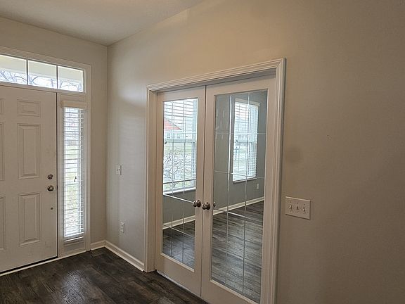 2nd image of 1163 Switchback Dr