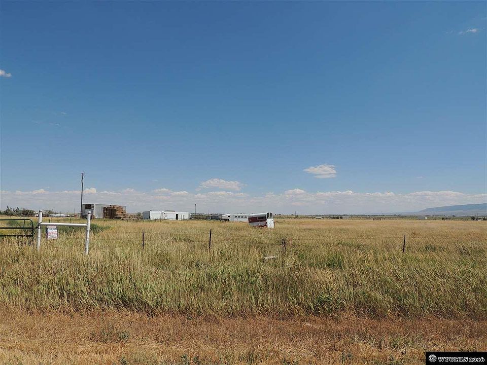 2nd image of 3062 Ten Mile Rd