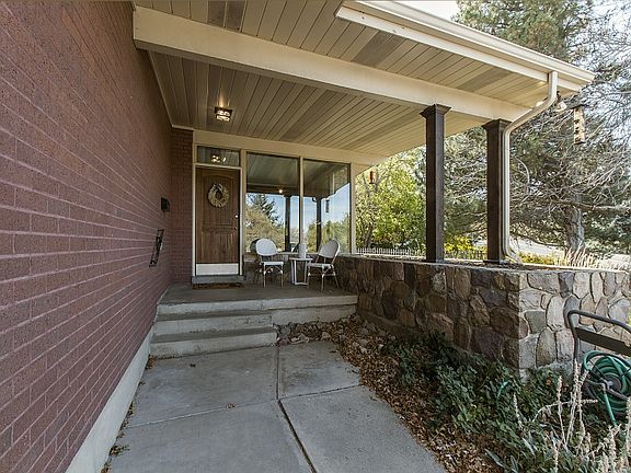 3rd image of 3680 E Juno Cir