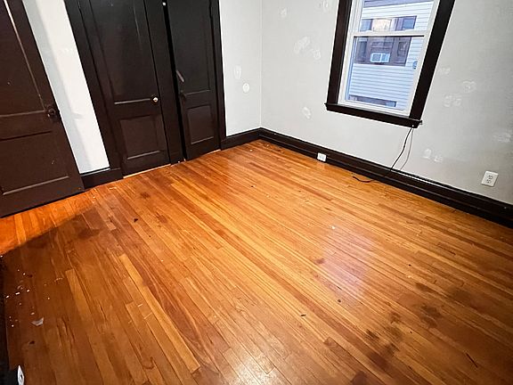 4th image of 8 Highland Ave #5