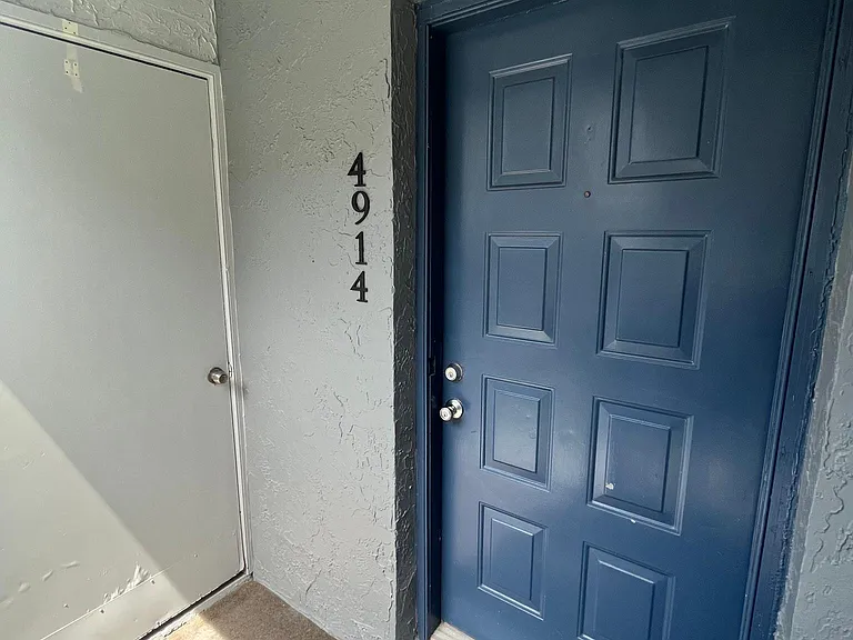 4914 W Gandy Blvd #F103 — Photo 1
