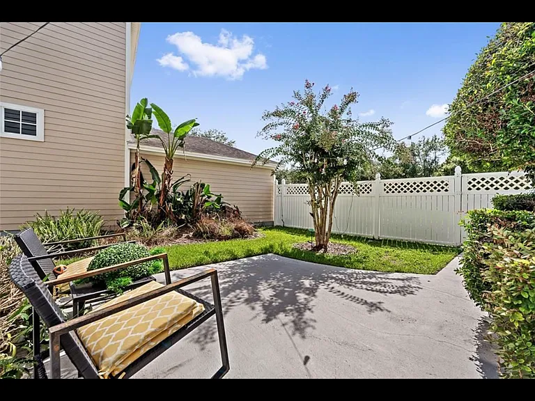 181 Longview Ave — Photo 16