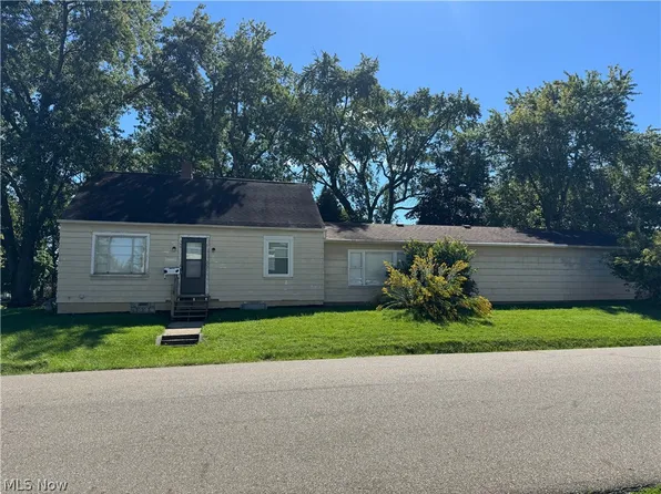 345 E Simpson St, Alliance, OH 44601