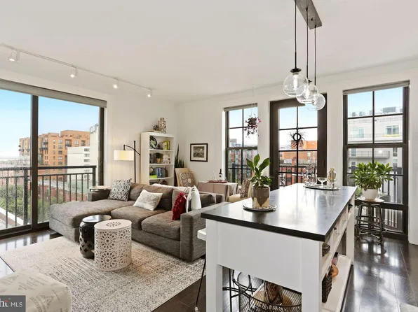 1011 M St NW Unit 703, Washington, DC 20001
