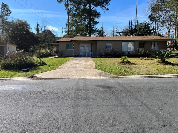 922 Kings Rd, Leesville, LA 71446