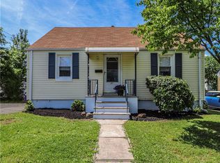 57 Dorothy St, Carteret, NJ 07008