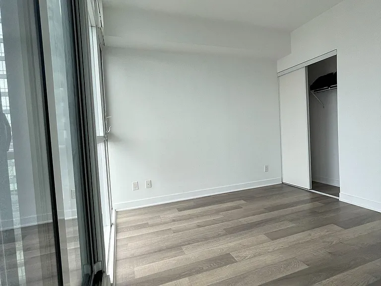 290 Adelaide St W #3509 — Photo 9