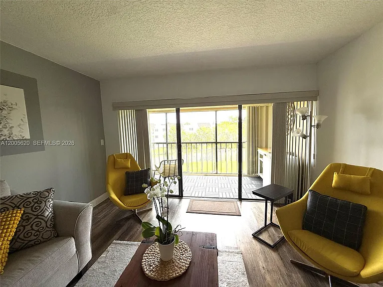 230 Lakeview Dr #307 — Photo 33