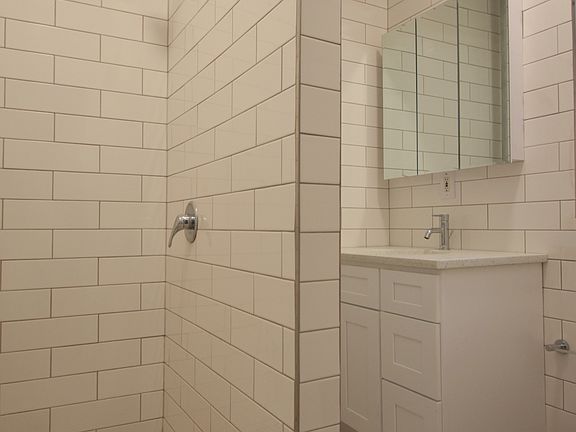3rd image of 332 E 4th St APT 31
